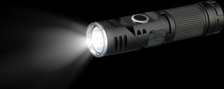 National Geographic Iluminos 450 LED lukturītis un galvas stiprinājums